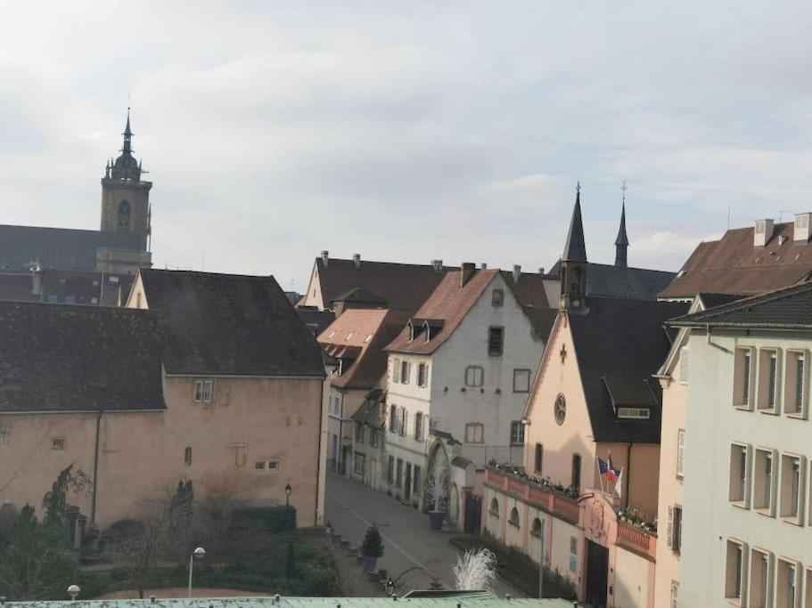 Logement Colmar Centre Avec Parking Екстер'єр фото